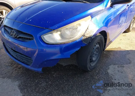 2013 Hyundai Accent Gs z USA, uszkodzony, nr VIN KMHCT5AEXDU131006